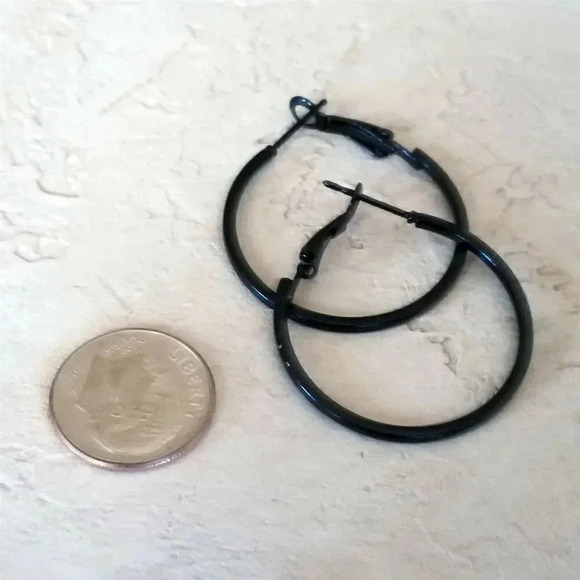 Sleek Black Enamel Hoop Earrings 30mm 1.2" Leverback Minimalist Classic Style - Picture 2 of 3